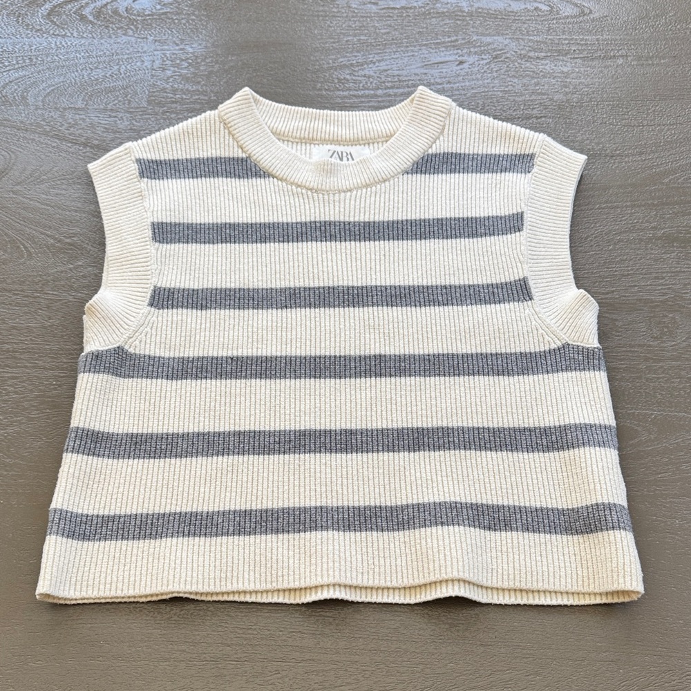 Zara Girl’s Sleeveless Sweater, size 11-12